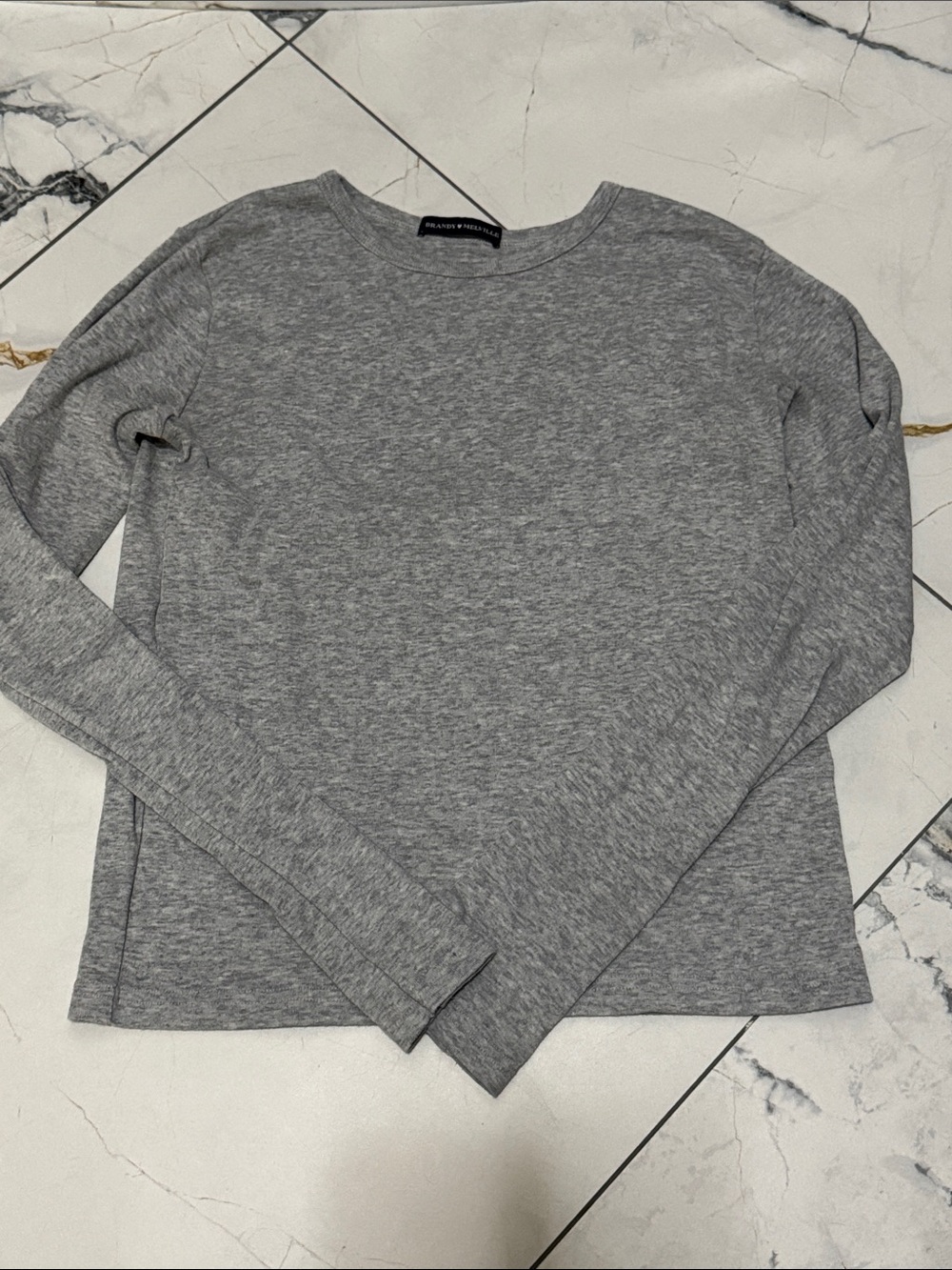 Brandy Melville Gray Crewneck Long-Sleeve